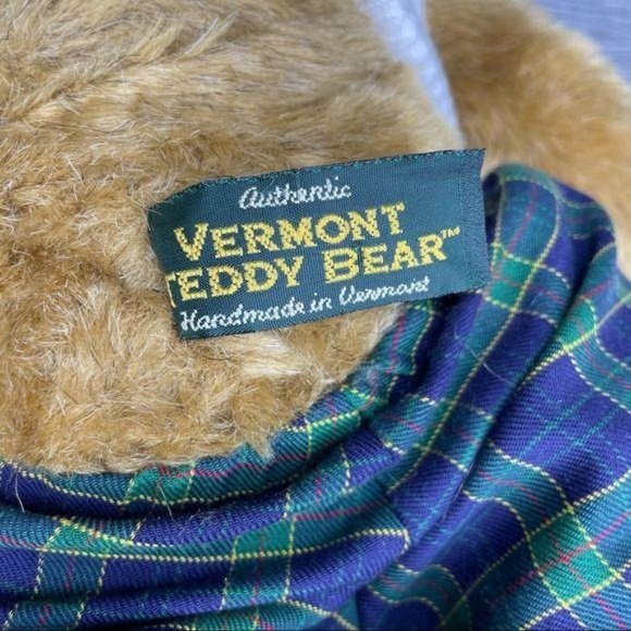 15“ Vermont teddy bear with clothes light brown needs repair arm is off - Picture 8 of 13